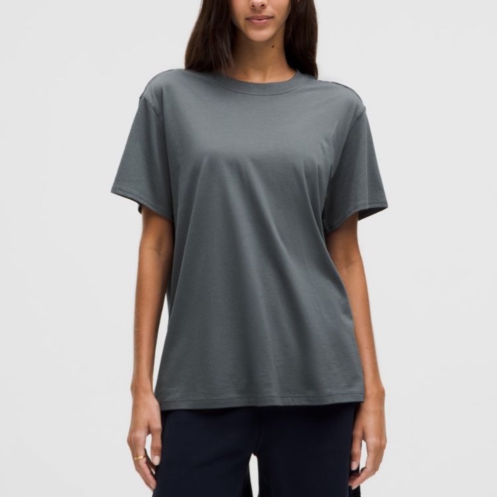 Lululemon all yours tee - size 6 - washed dye